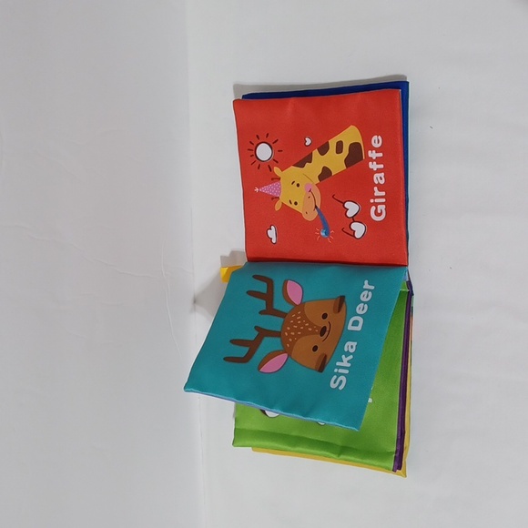 Cribmates Baby Fabric Books Set of 3 Unicorns, Animal, Musical Instruments - Picture 8 of 11